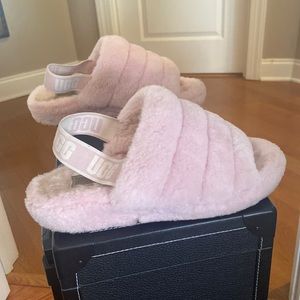 Fluff Yeah UGG Slippers Light Pink